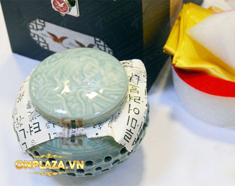 Cao Hoàng Đế đặc biệt loại 500g/hộp màu xanh ngọc NS037 4