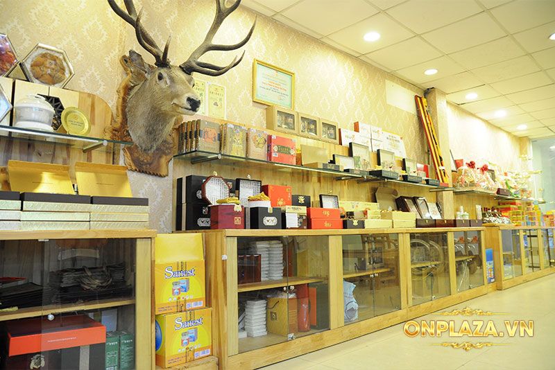 Cao Hoàng Hậu đặc biệt loại 500g hộp màu nâu NS038 9