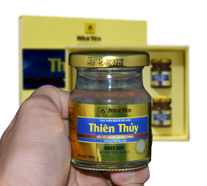 Nước yến sào thiên thủy vị lá dứa loại 6 lọ Y076 a8